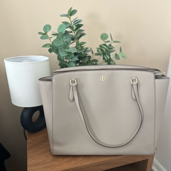 Tory Burch Handbags - Tory Burch Grey handbag